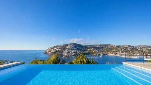 Villa with views of Puerto Andratx Villa with views of Puerto Andratx